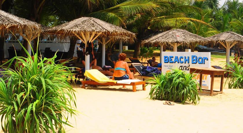 Lanka Beach Hotel Ettukala Extérieur photo