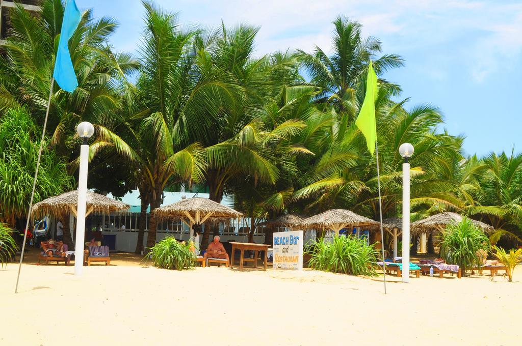 Lanka Beach Hotel Ettukala Extérieur photo