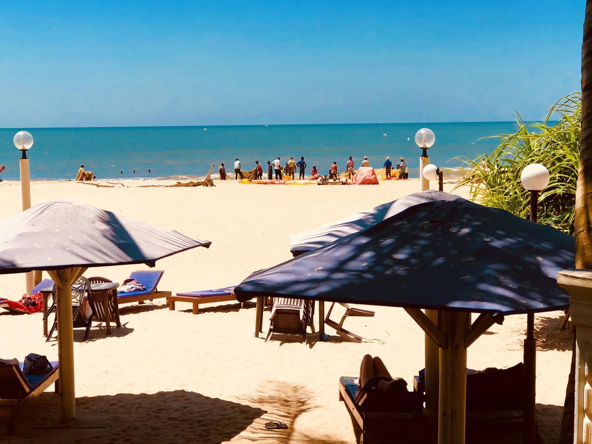Lanka Beach Hotel Ettukala Extérieur photo